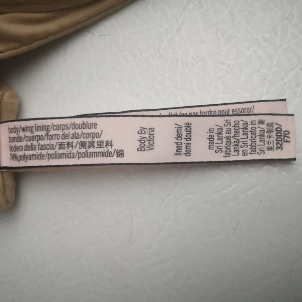 Victoria's Secret Ladies Size 32DDD Tan Underwire Lined Demi Bra - Picture 7 of 7